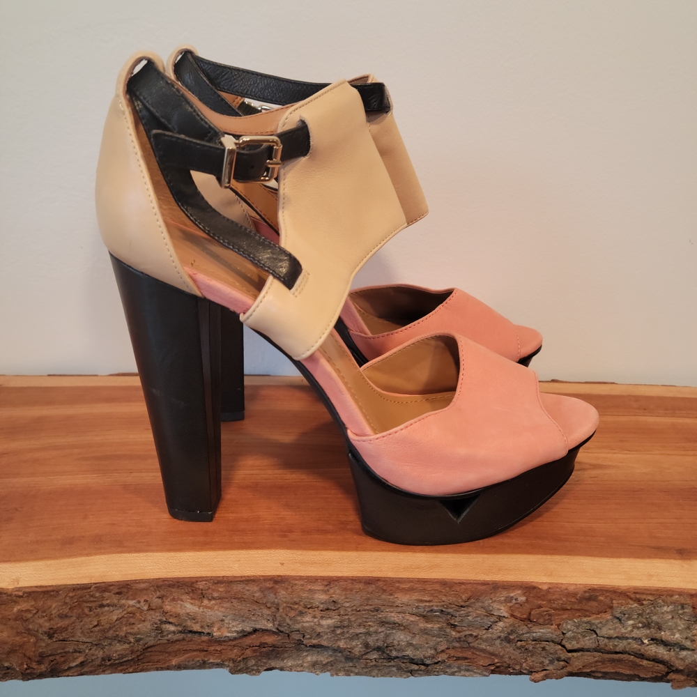 BCBGeneration Black and Cream Platform Sandals